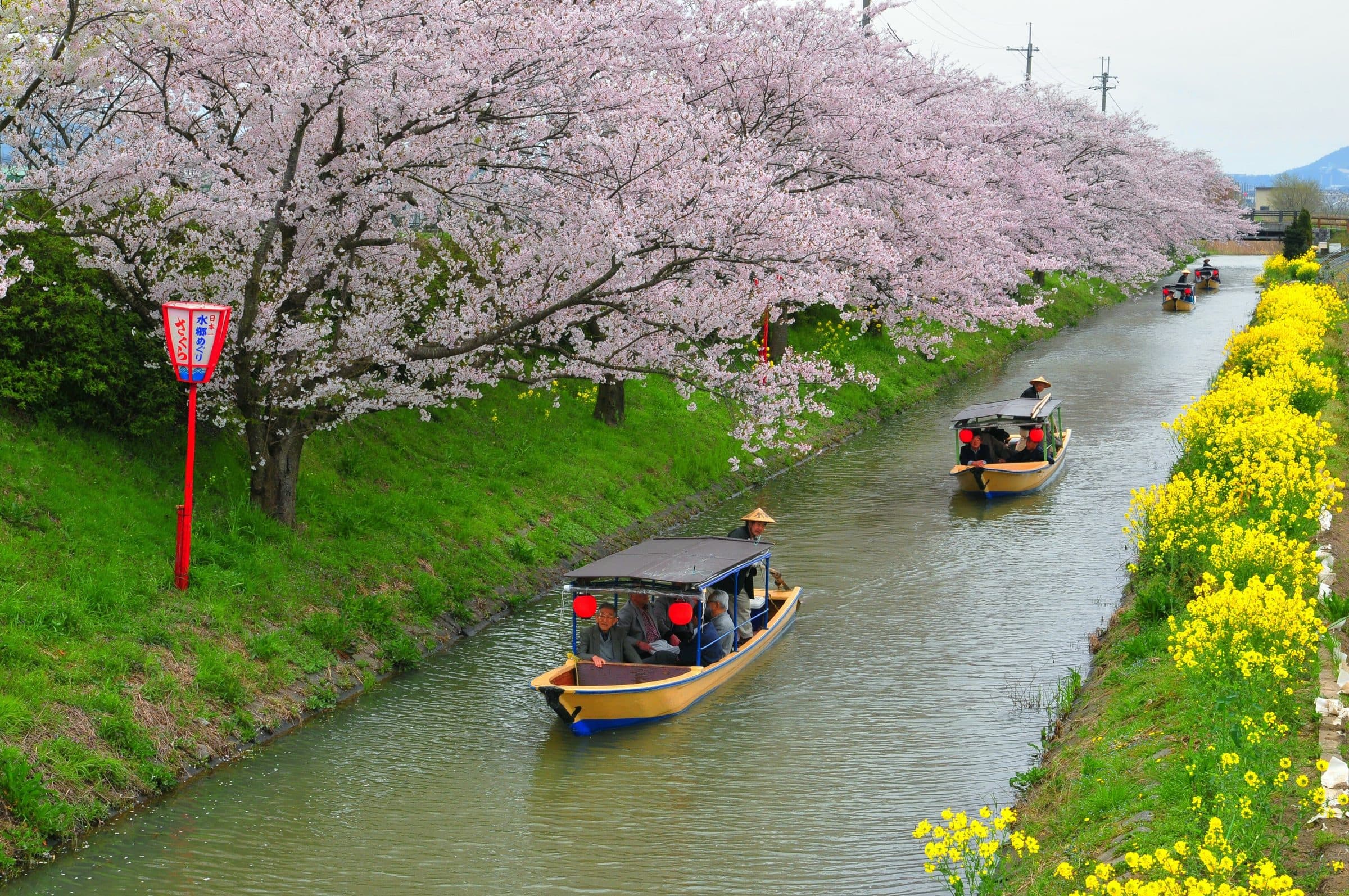 The Omi-Hachiman canal