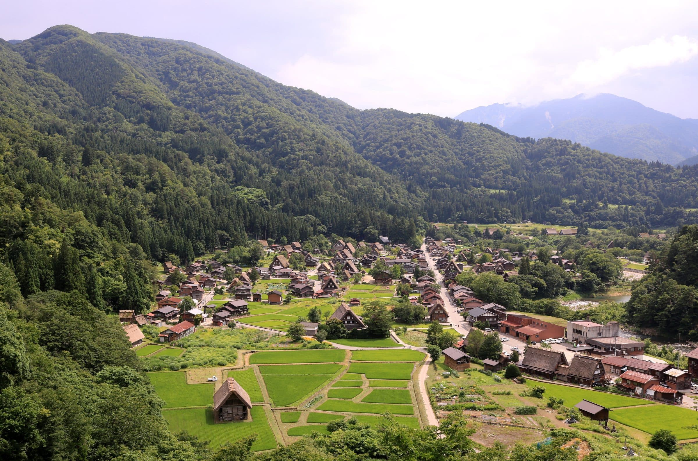 Kanazawa, Shirakawa-go & Takayama